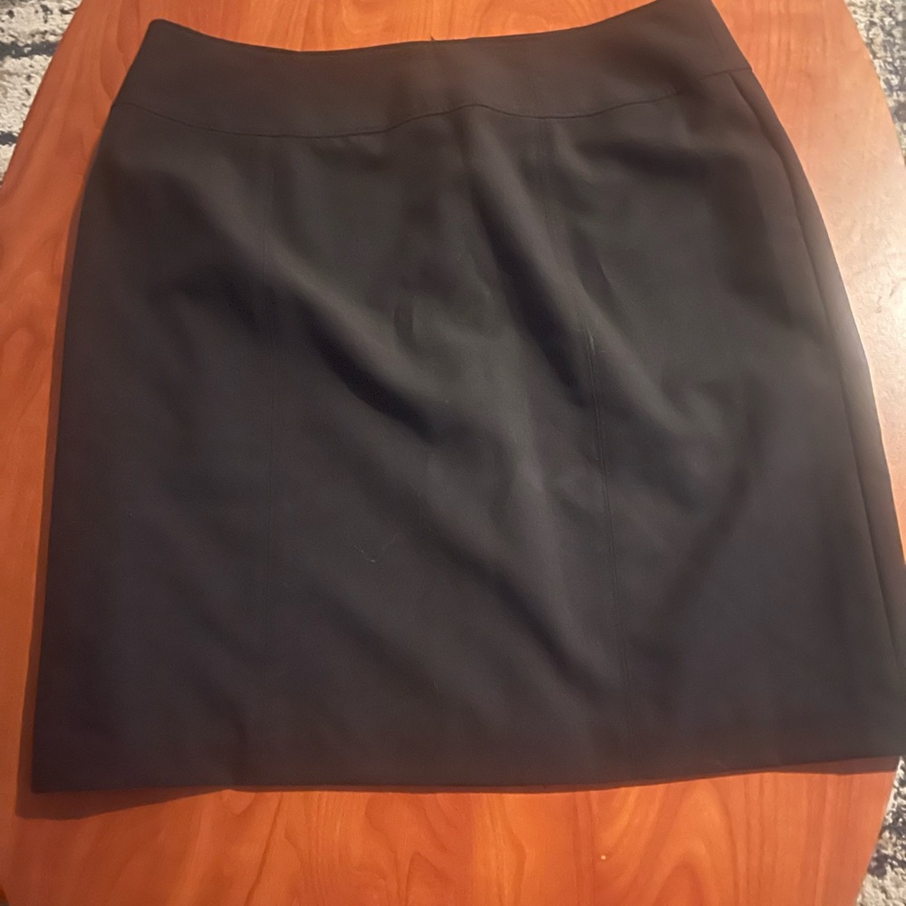 Worthington Black Tailored Pencil Skirt